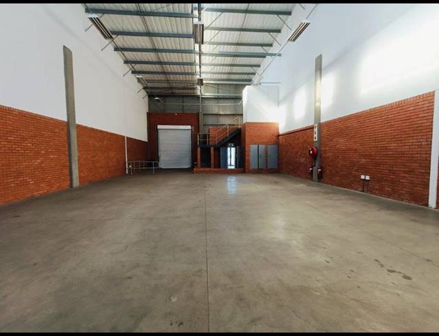 INDUSTRIAL PROPERTY TO RENT IN LONGLAKE